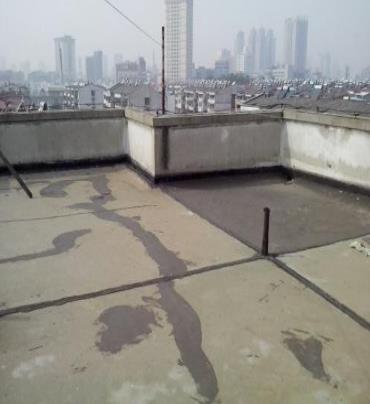 长垣漏水维修 楼顶漏水是什么原因，楼顶漏水维修方法是什么?