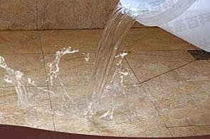 长垣漏水维修 免砸砖防水材料该如何施工